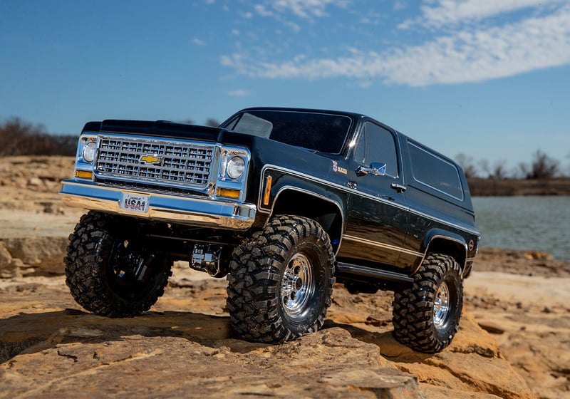 Traxxas TRX-4 Chevrolet K5 Blazer 1979 1:10 RTR crna