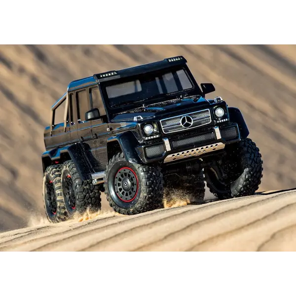 Traxxas TRX-6 Mercedes G 63 6x6 1:10 RTR tamno siva metalik