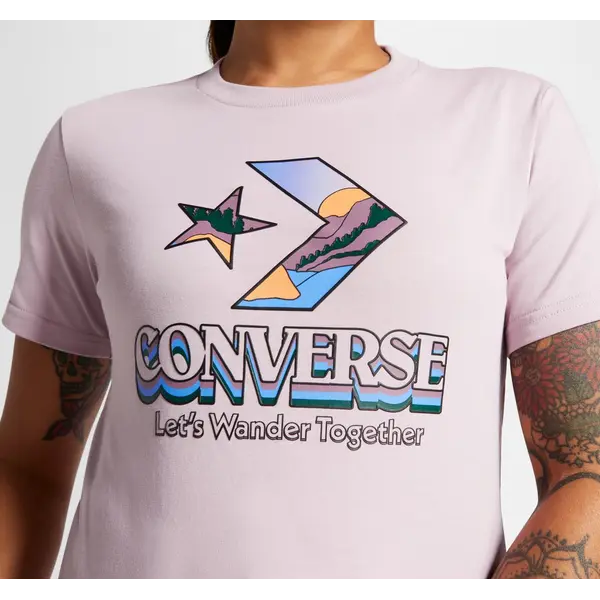 10025691-A03-535 Converse Star Chevron Mountain Graphic ženska majica