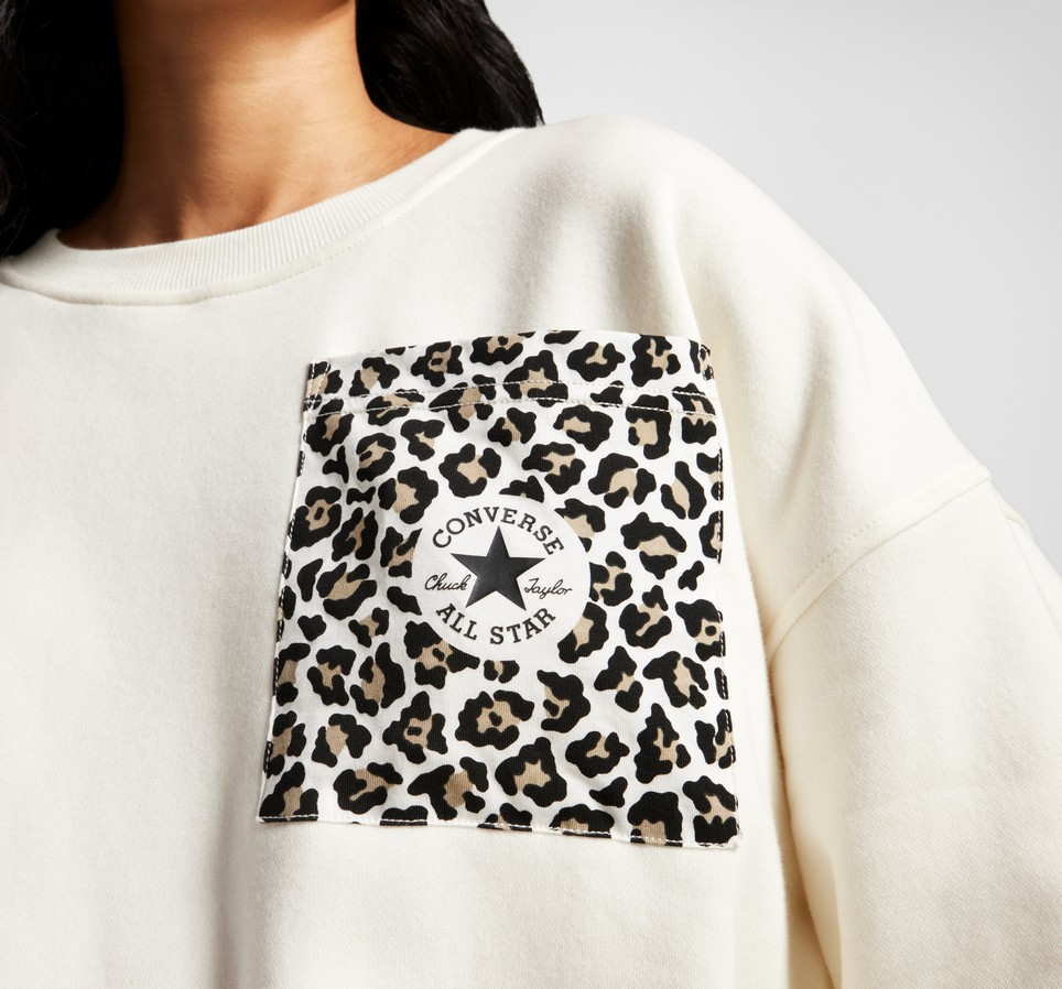10026099-A02-286 Converse Leopard Crew Sweater