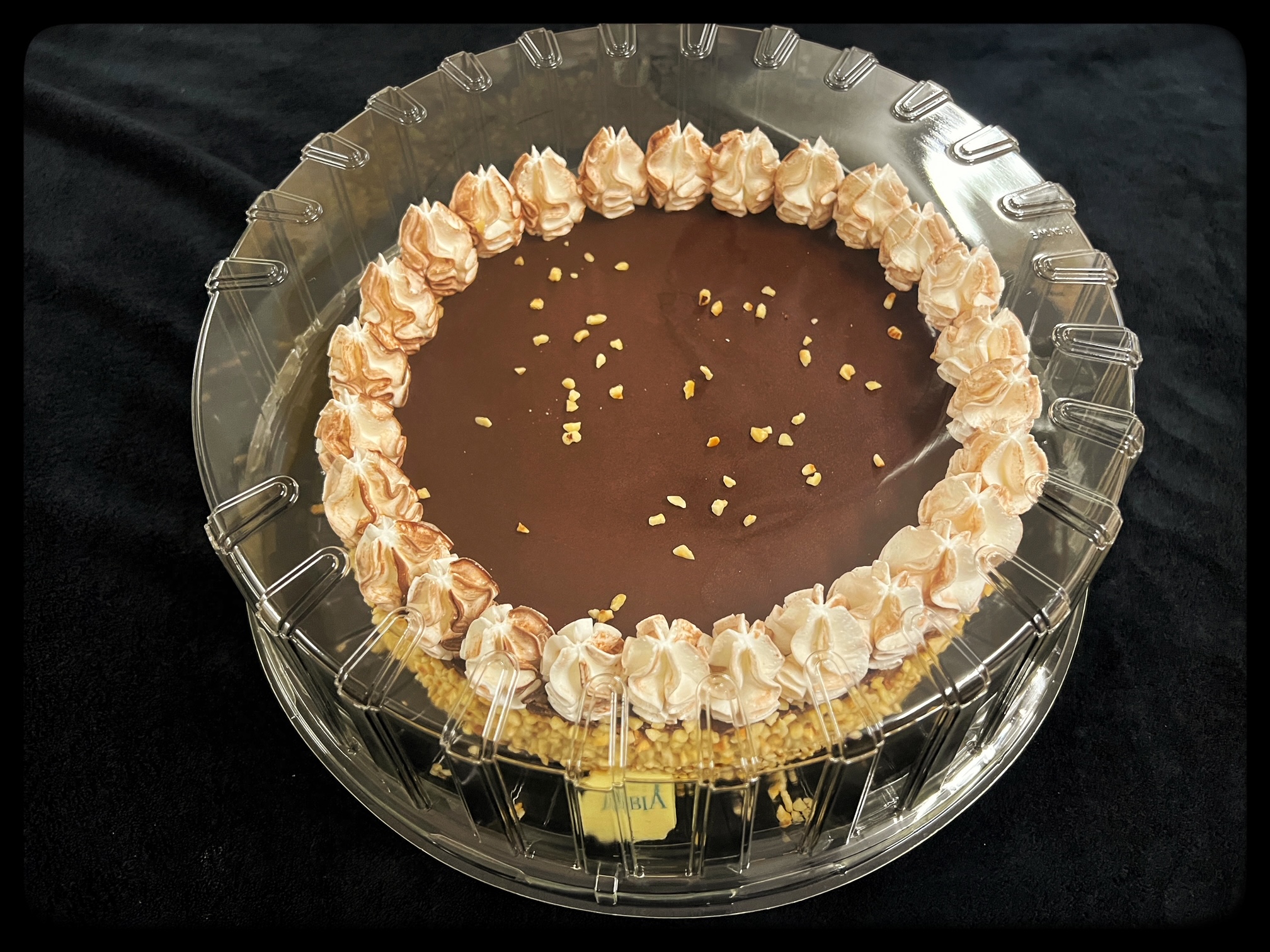 M93 Torta Čokoladna M 14-16 šnita